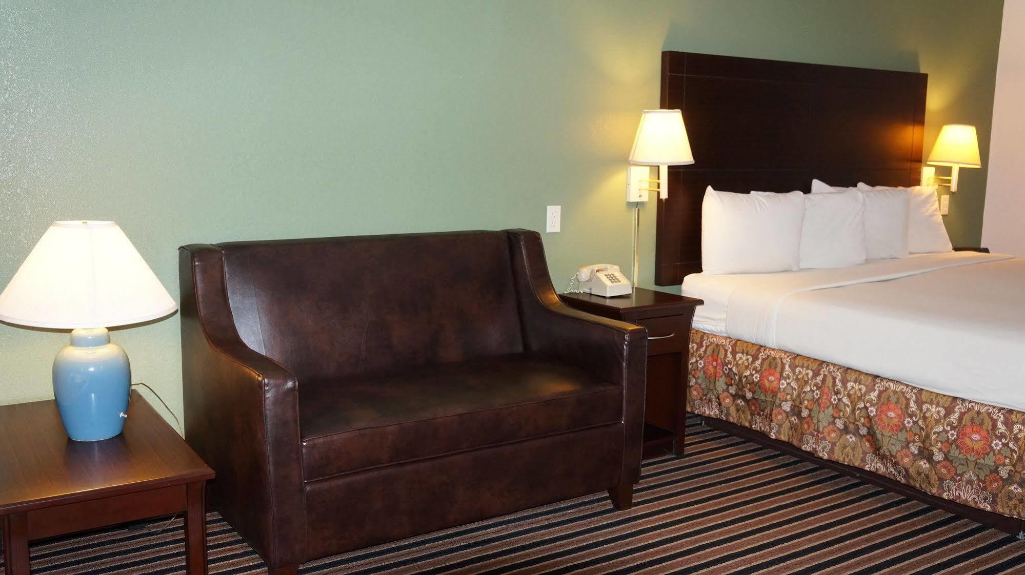 Regency Inn Pittsburg Zewnętrze zdjęcie