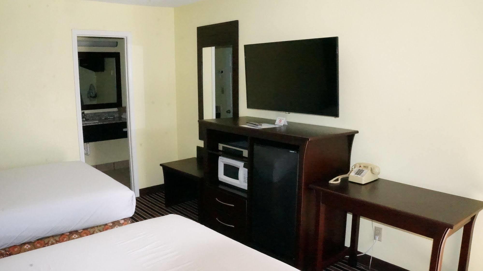 Regency Inn Pittsburg Zewnętrze zdjęcie